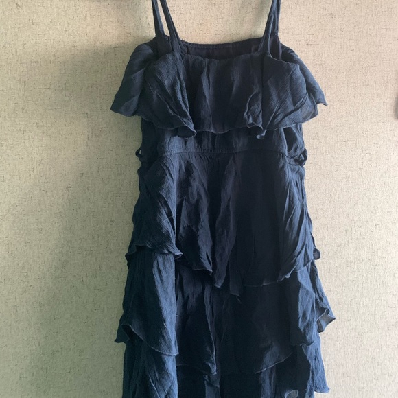 Dress - Picture 1 of 3